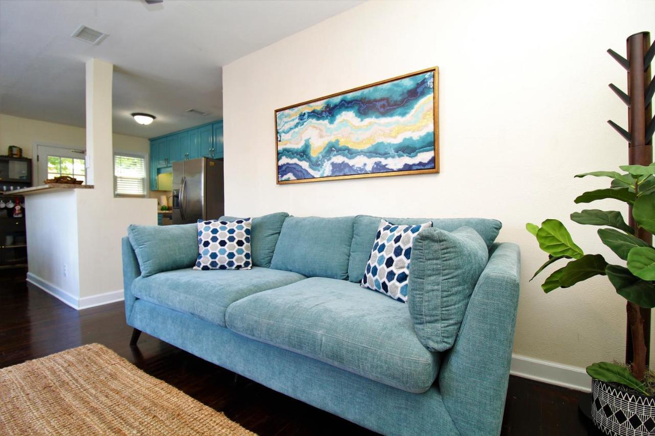 Beachy Bungalow For Family Fun! Walk To Beach! Pensacola Exterior photo